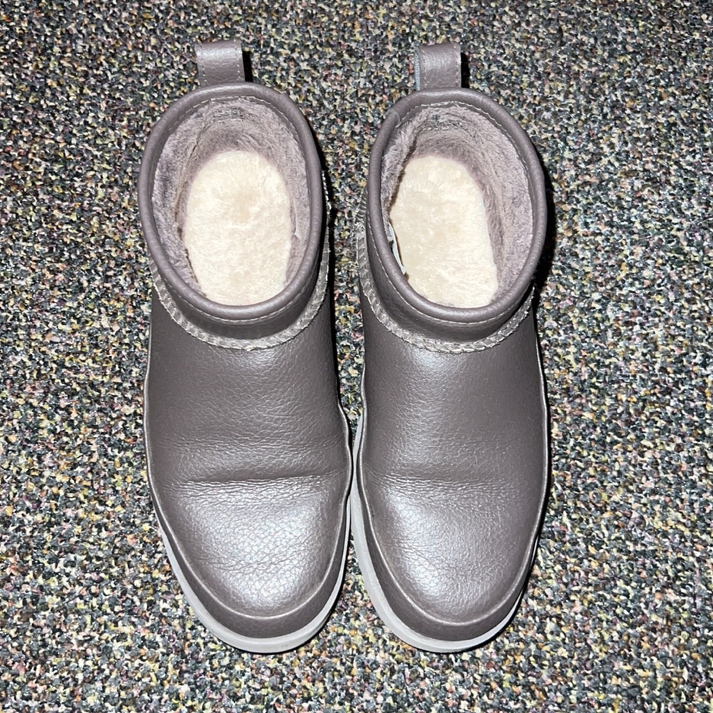 UGG Classic Sugar Ultra Mini Leather Fur Ankle Boots
